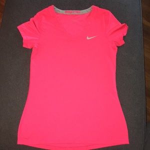 Nike workout top